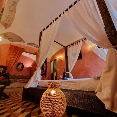 Appartement Il Bibiribi Al Castello à Pieve di Teco Extérieur photo